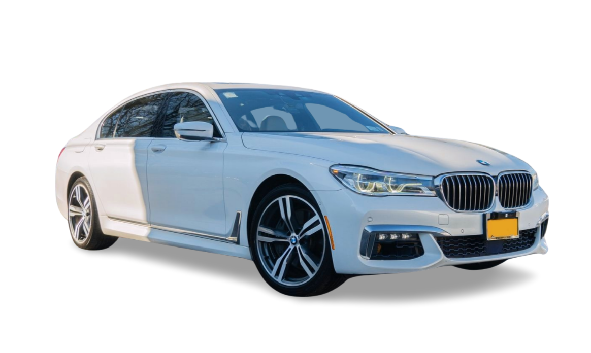 luxurysedan_3 Luxury Sedan Limo White for 3 passengers for prom